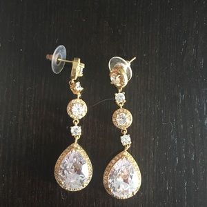 Gold crystal earrings